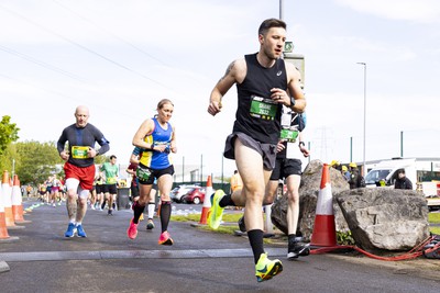 280424 - ABP Newport Marathon - Newport International Sports Village - 