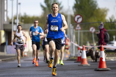 280424 - ABP Newport Marathon - 