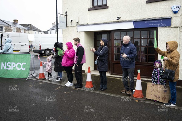 160423 - ABP Newport Wales Marathon and 10K - Supporters watching runners pass through Magor 