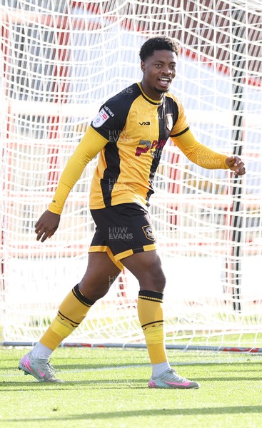 111025 - Accrington Stanley v Newport County - Sky Bet League 2 - Bobby Kamwa of Newport