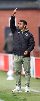 190926 - Accrington Stanley v Newport County - Sky Bet League 2 - Hayden Mullins manager of Newport County directs his players in the 2nd half