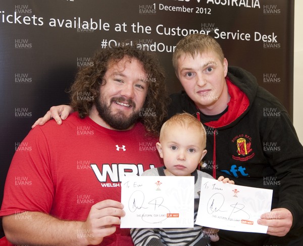 031012 - Adam Jones - Tesco - Merthyr Tydfil -  Adam Jones signs autographs for fans at Tesco, Merthyr Tydfil