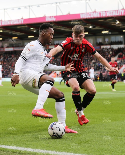 061121 - AFC Bournemouth v Swansea City, Sky Bet Championship - Ethan Laird of Swansea City takes on Leif Davis of Bournemouth