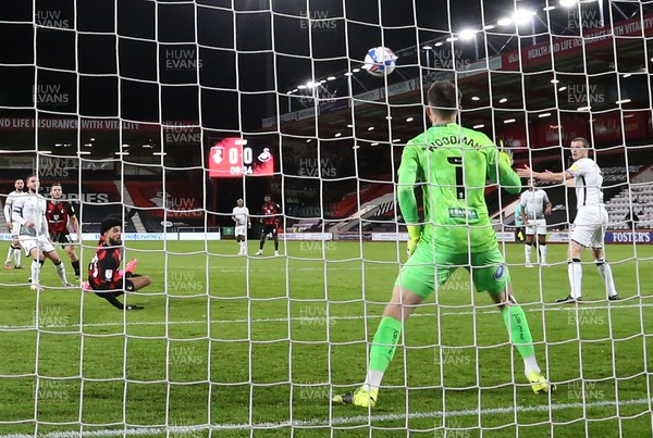 160321 - AFC Bournemouth v Swansea City - SkyBet Championship - Philip Billing of Bournemouth scores their first goal