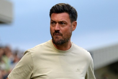 190825 - AFC Wimbledon v Cardiff City - Sky Bet League 1 - Johnnie Jackson, Wimbledon Manager