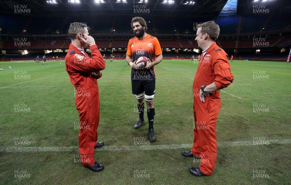 241117 - All Blacks Captains Run - Sam Whitelock presents a signed ball to Red Arrows pilots Andrew Keith and Mike Bowden