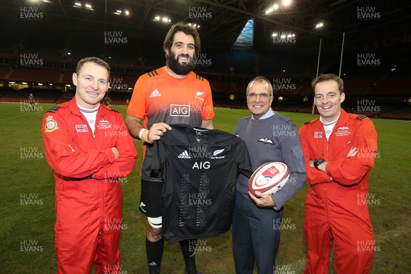 241117 - All Blacks Captains Run - Sam Whitelock presents a signed shirt to Red Arrow's pilot Andrew Keith, RAF's Albie Fox and Red Arrow's Mike Bowden