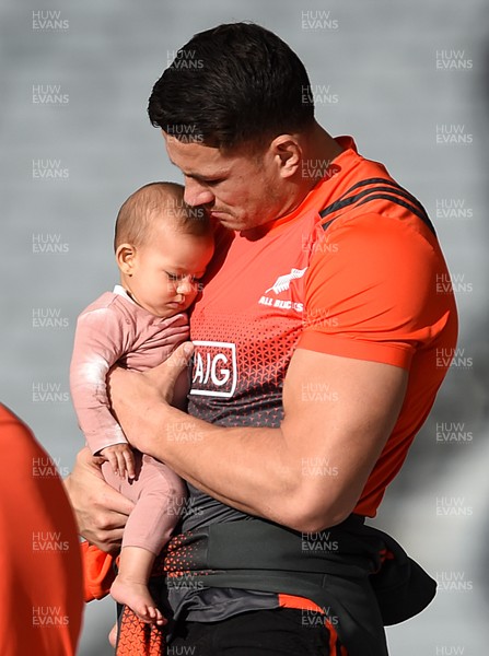 070717 - All Blacks Rugby Training - Sonny Bill Williams with daughter Aisha during training