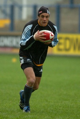 22.11.06 - New Zealand Rugby Training - All Blacks, Dan Carter during training 