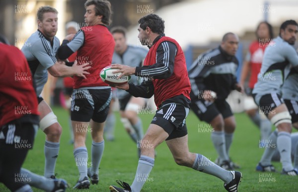 05.11.09 - New Zealand Rugby Training - Stephen Donald during training. 