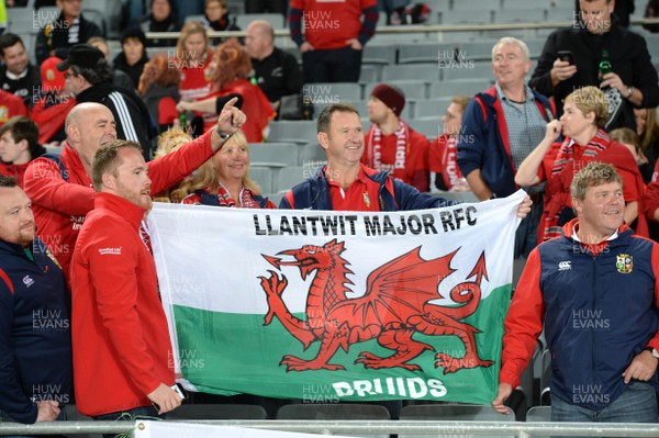 080717 - All Blacks v British & Irish Lions - Third Test - British & Irish Lions fans