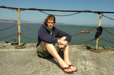 01.05.07 -  Wales and Ospreys rugby player Alun-Wyn Jones on the pier in Mumbles 