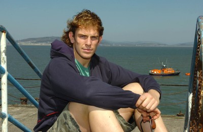 01.05.07 -  Wales and Ospreys rugby player Alun-Wyn Jones on the pier in Mumbles 