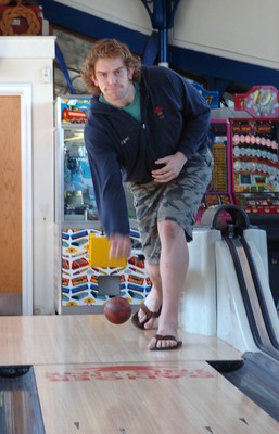 01.05.07 -  Wales and Ospreys rugby player Alun-Wyn Jones tries ten pin bowling in Mumbles 