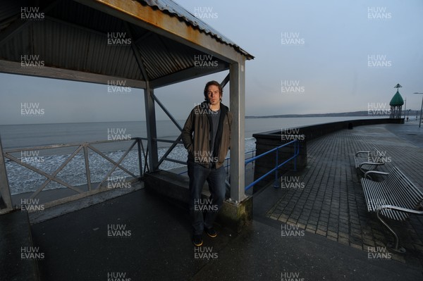 17.01.11 -   Wales and Ospreys rugby player Alun Wyn Jones at Swansea seafront. Interview by David Welch. 