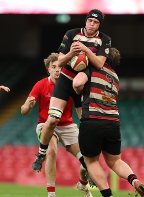 170426 - Amman United v Pontypool United, Road to Principality Finals, Boys U18 Cup Final - Amman United in red take on Pontypool United in the final of the Boys U18 Cup Final