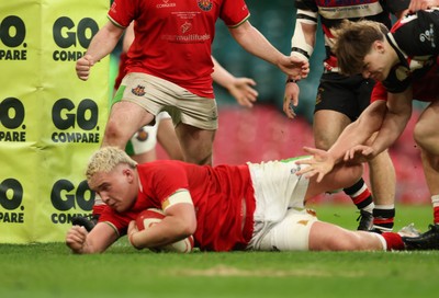 170426 - Amman United v Pontypool United, Road to Principality Finals, Boys U18 Cup Final - Cole Lacey of Amman United dives in to score try