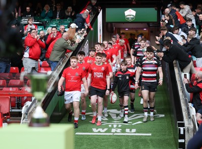 170426 - Amman United v Pontypool United, Road to Principality Finals, Boys U18 Cup Final - The teams run out at the start of the match