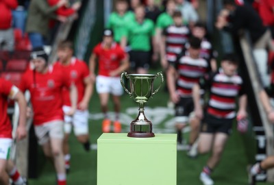 170426 - Amman United v Pontypool United, Road to Principality Finals, Boys U18 Cup Final - The teams run out at the start of the match