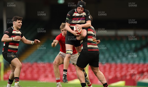 170426 - Amman United v Pontypool United, Road to Principality Finals, Boys U18 Cup Final - Amman United in red take on Pontypool United in the final of the Boys U18 Cup Final