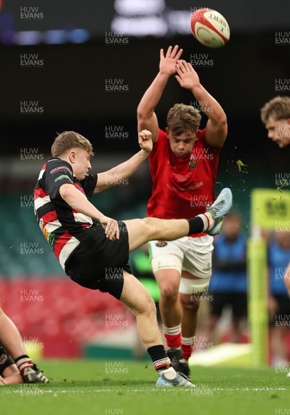 170426 - Amman United v Pontypool United, Road to Principality Finals, Boys U18 Cup Final - Amman United in red take on Pontypool United in the final of the Boys U18 Cup Final