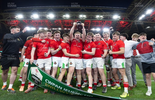 170426 - Amman United v Pontypool United, Road to Principality Finals, Boys U18 Cup Final - Amman United celebrate the win after being presented with the trophy
