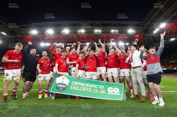 170426 - Amman United v Pontypool United, Road to Principality Finals, Boys U18 Cup Final - Amman United celebrate the win after being presented with the trophy