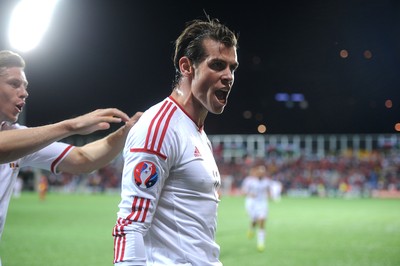 090914 - Andorra v Wales - 2016 Euro Qualifier -Gareth Bale of Wales celebrates goal