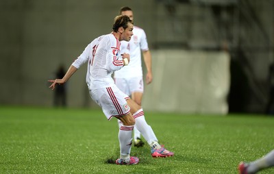 090914 - Andorra v Wales - 2016 Euro Qualifier -Gareth Bale of Wales scores his second goal