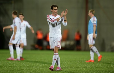 090914 - Andorra v Wales - 2016 Euro Qualifier -Gareth Bale of Wales applauds the crowd at at the end of the game