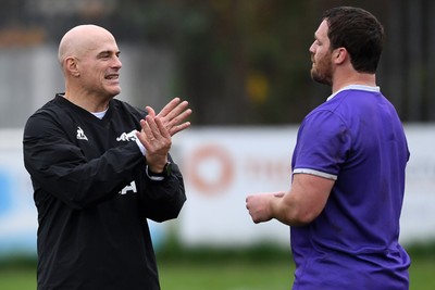 061125 - Argentina Rugby Training - Felipe Contepomi, Argentina Head Coach during training ahead of his sides upcoming match against Wales