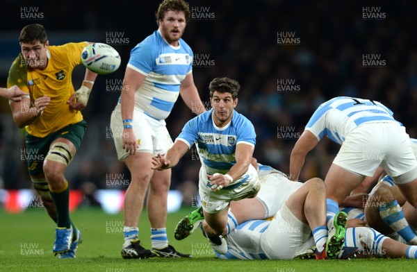 251015 - Argentina v Australia - Rugby World Cup Semi Final 2015 -Tomas Cubelli of Argentina gets the ball away