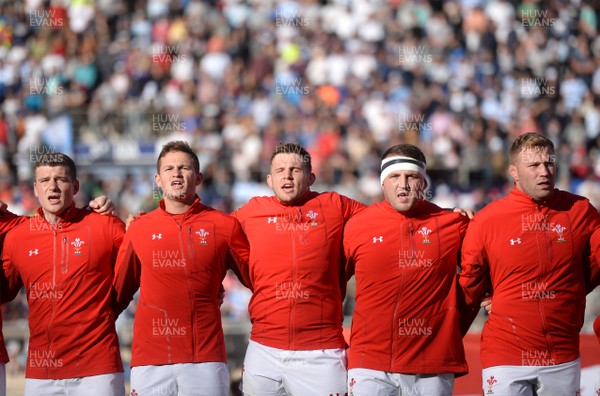 090618 - Argentina v Wales - International Rugby Union - Scott Williams, Hallam Amos, Elliot Dee, Dillon Lewis, Ross Moriarty and Gareth Davies of Wales during the anthems