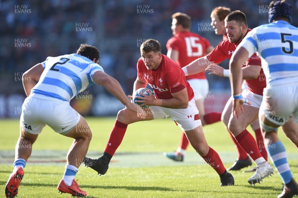 090618 - Argentina v Wales - International Rugby Union - Elliot Dee of Wales takes on Agustin Creevy of Argentina