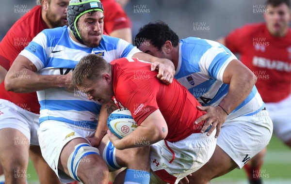 090618 - Argentina v Wales - International Rugby Union - James Davies of Wales is tackled by Guido Petti of Argentina