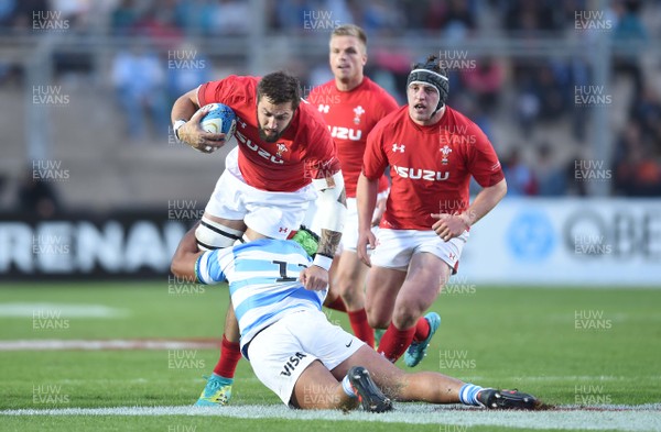 090618 - Argentina v Wales - International Rugby Union - Josh Turnbull of Wales is tackled by Javier Diaz of Argentina