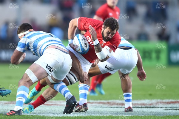 090618 - Argentina v Wales - International Rugby Union - Josh Turnbull of Wales is tackled by Marcos Kremer of Argentina