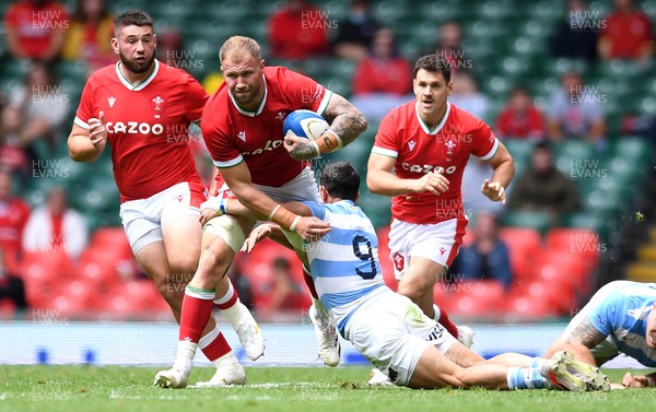 100721 - Argentina v Wales - International Rugby - Ross Moriarty of Wales is tackled by Tomas Cubelli of Argentina