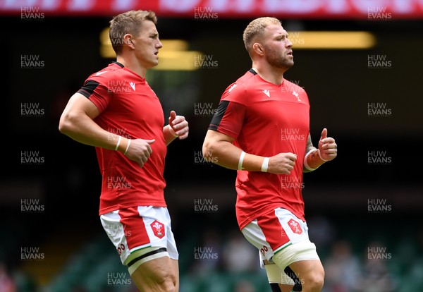 100721 - Argentina v Wales - International Rugby - Jonathan Davies and Ross Moriarty of Wales during the warm up