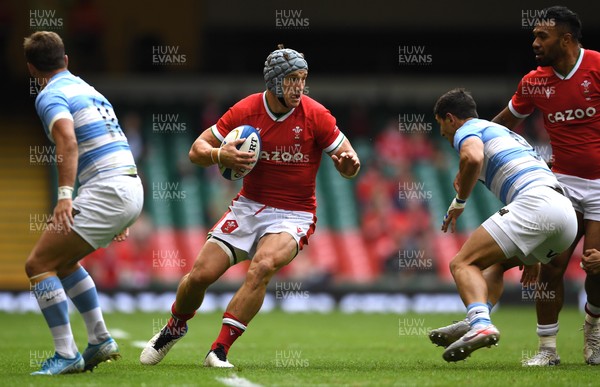 100721 - Argentina v Wales - International Rugby - Jonathan Davies of Wales is tackled by Tomas Cubelli of Argentina