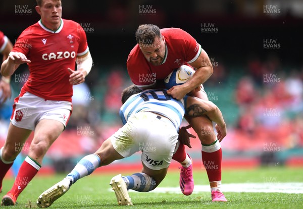 100721 - Argentina v Wales - International Rugby - Owen Lane of Wales is tackled by Nicolas Sanchez of Argentina