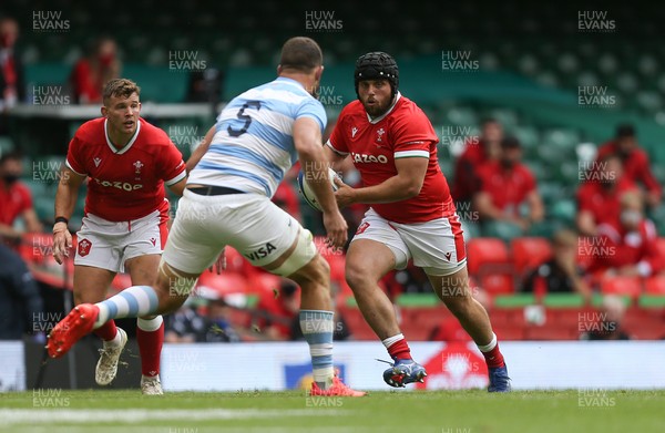 100721 - Argentina v Wales, Summer International First Test - Nicky Smith of Wales takes own Marcos Kremer of Argentina 
