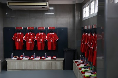 110726 - Argentina v Wales - Nations Championship - Wales dressing room before the game