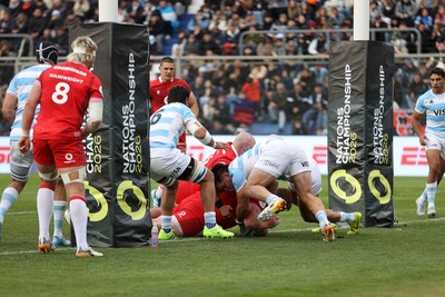 110726 - Argentina v Wales - Nations Championship - Rhys Carre of Wales scores a try