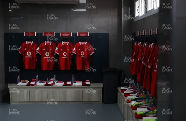 110726 - Argentina v Wales - Nations Championship - Wales dressing room before the game