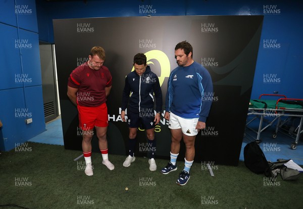 110726 - Argentina v Wales - Nations Championship - Dewi Lake of Wales and Julian Montoya of Argentina with Referee Paul Williams at the coin toss