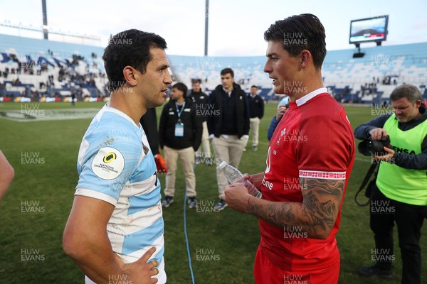 110726 - Argentina v Wales - Nations Championship - Matias Moroni of Argentina and Louis Rees-Zammit of Wales at full time
