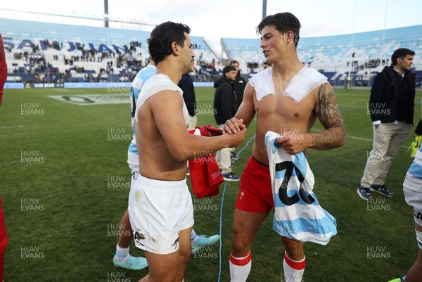 110726 - Argentina v Wales - Nations Championship - Matias Moroni of Argentina and Louis Rees-Zammit of Wales at full time