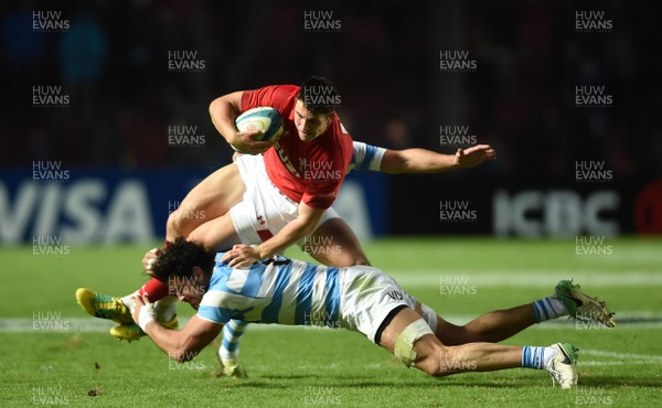 160618 - Argentina v Wales - International Rugby - Owen Watkin of Wales is tackled by Santiago Gonzalez Iglesias of Argentina