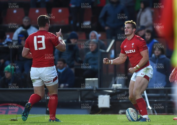 160618 - Argentina v Wales - International Rugby - Hallam Amos of Wales celebrates his try with Scott Williams